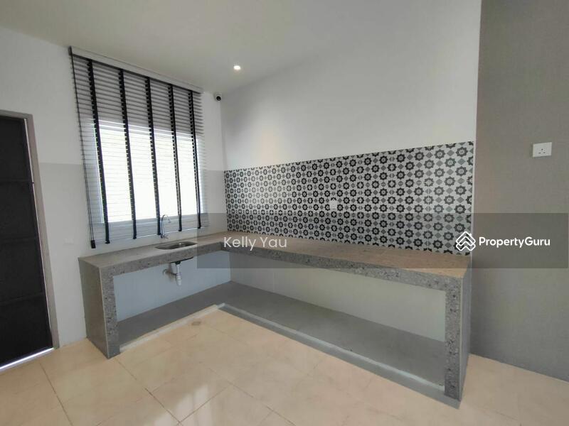 For Sale - New Double Storey 20x70 Freehold at Gopeng
